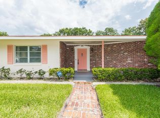 1080 Rolling Acres Dr, Deland, FL 32720