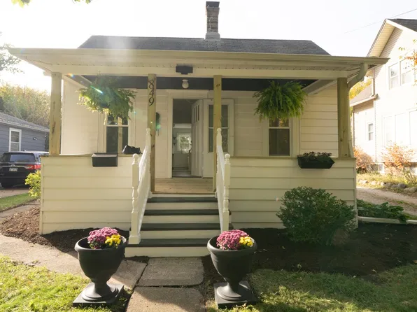 849 N 11th St, Dekalb, IL 60115