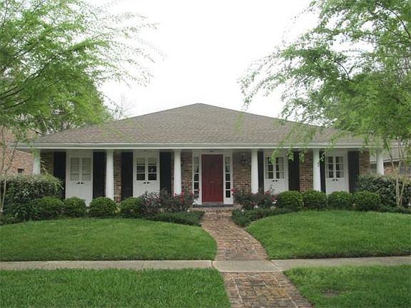 2nd image of 3920 Mimosa Dr