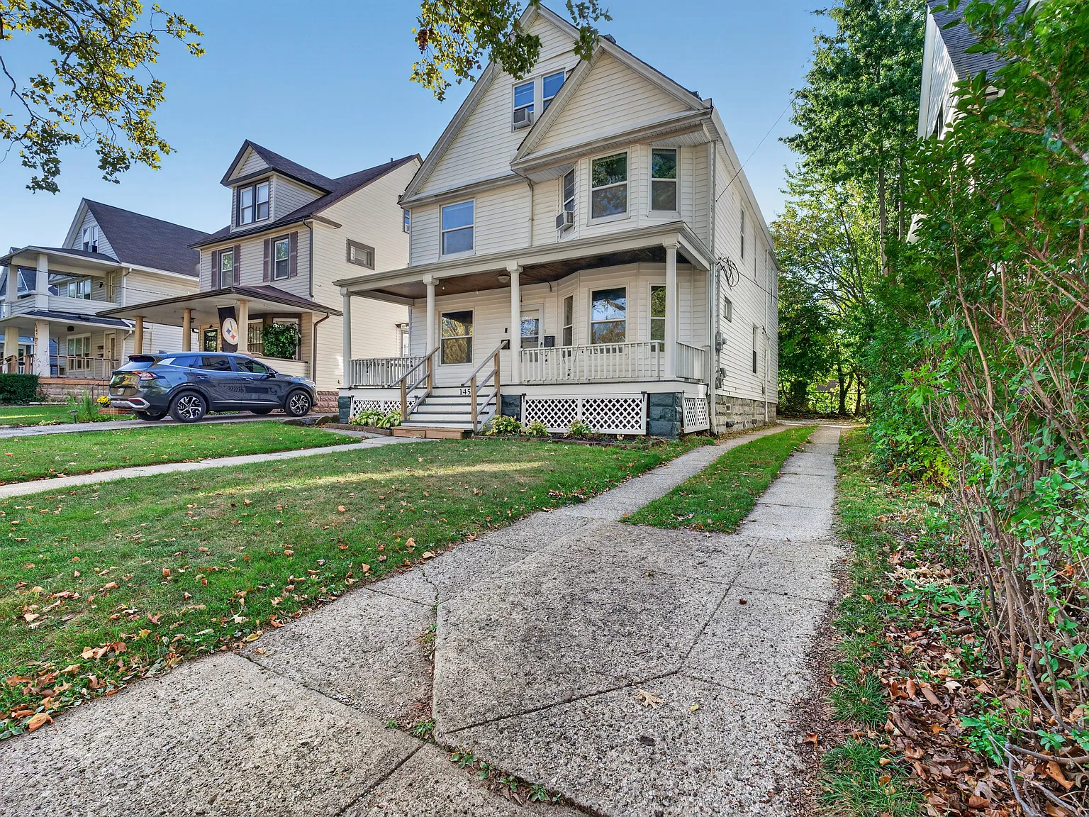 1452 W 116th St — Photo 3