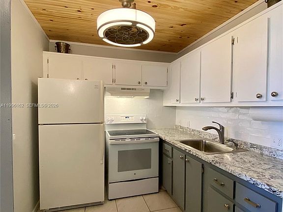 4th image of 142 Preston E #142-D