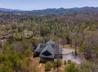 (Undisclosed Address), Franklin, NC 28734