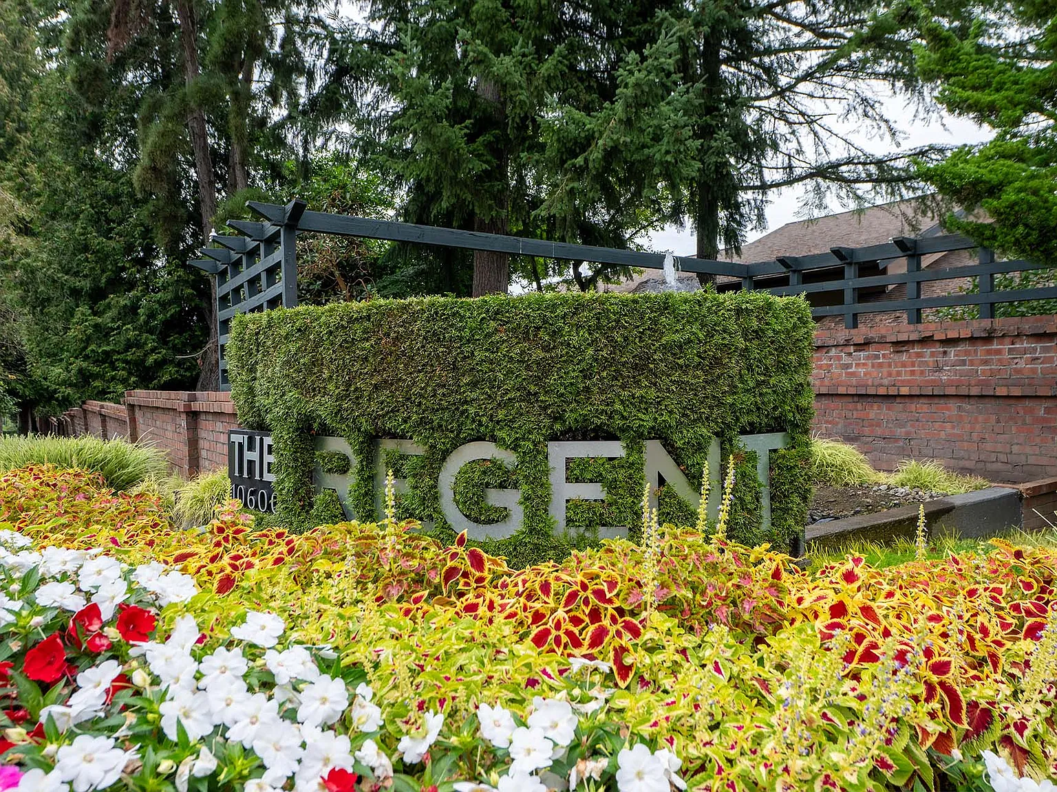 The Regent at Bellevue Way Apartments — Photo 1