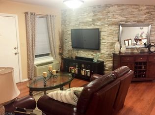 56 Ferguson St #3E, Newark, NJ 07105