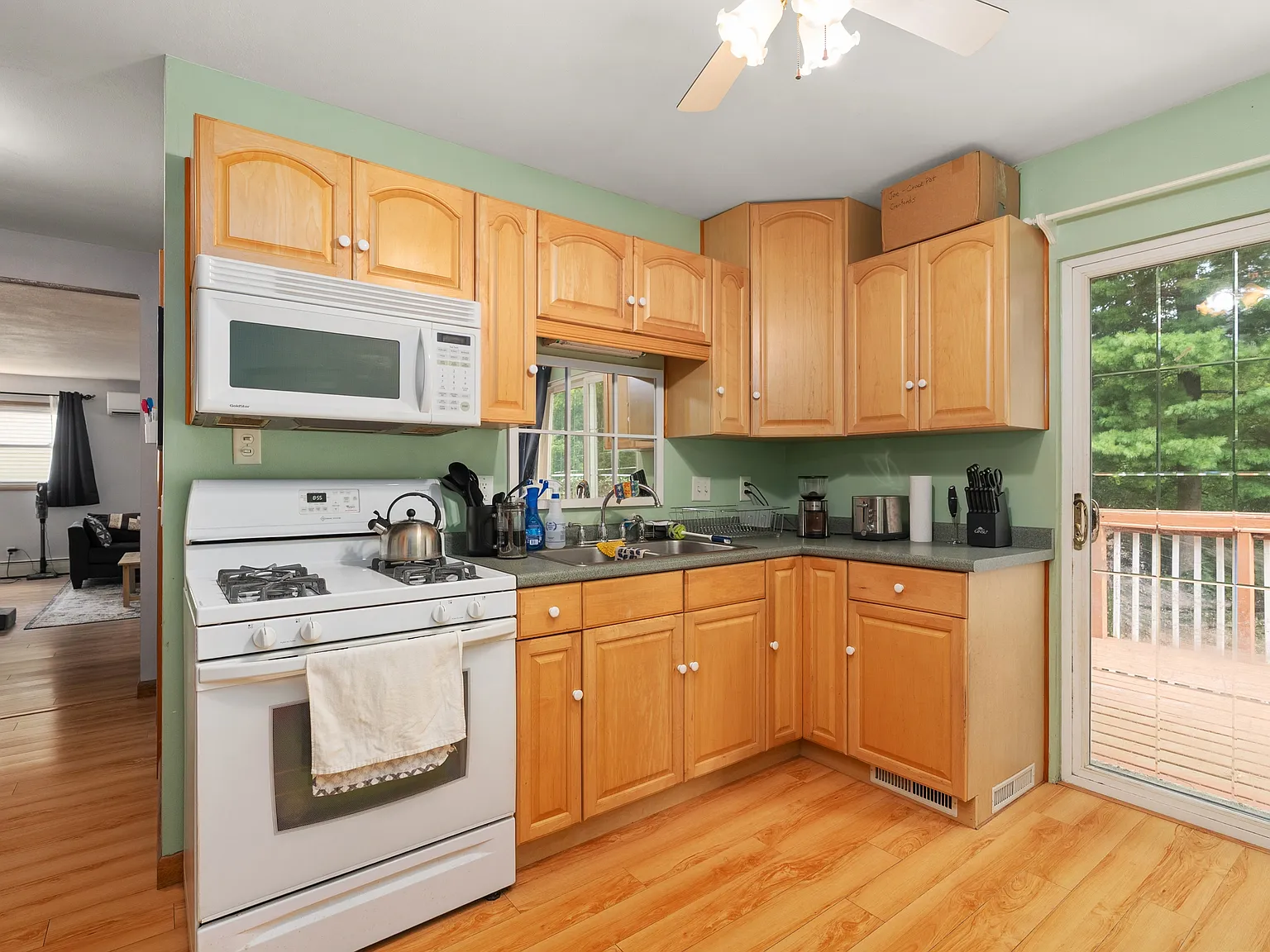 4611 Dennis Drive - 2 — Photo 4