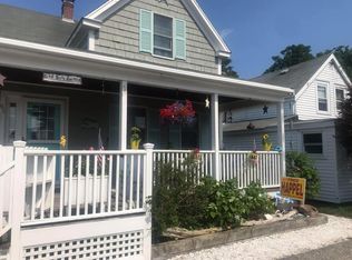 65 Parnell St, Weymouth, MA 02191