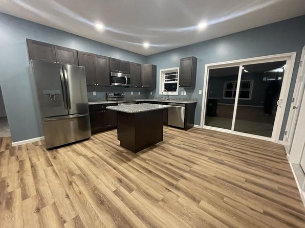2242 Charcoal Dr, Hollidaysburg, PA 16648