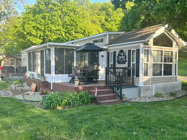 2221 Reubens Ln SW Unit 20, Farwell, MN 56327