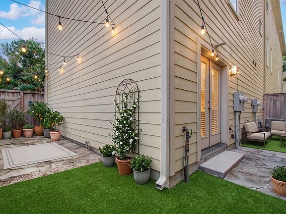 5th image of 2609 Detering St