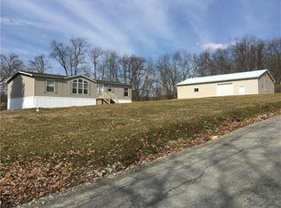 5519 Newport Rd, Clarksburg, PA 15725