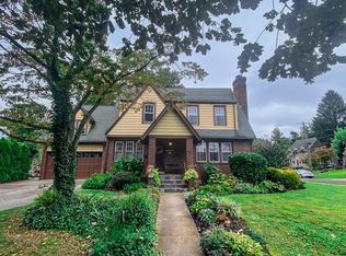 11 Aberfeldy Dr, Trenton, NJ 08618