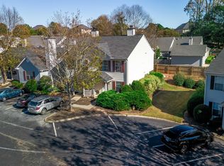 71 Hayfield Ln, Greer, SC 29650