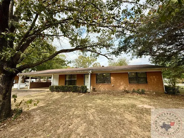 111 Maryland Dr, Texarkana, TX 75501