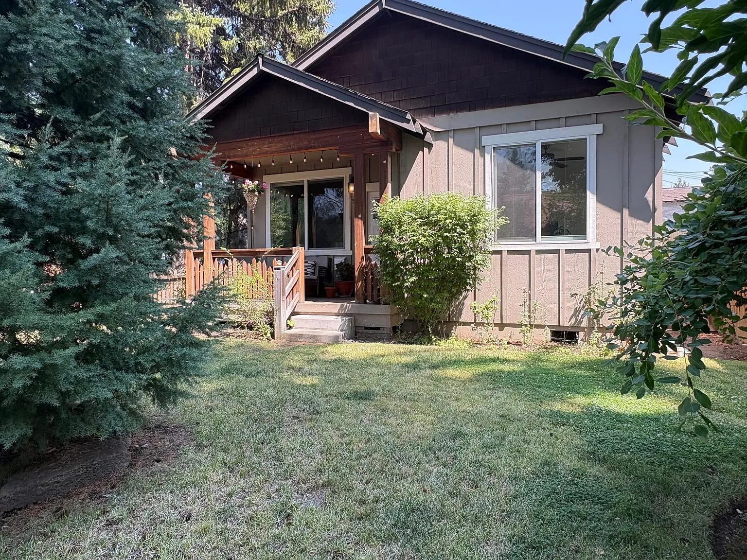 2 bed, 1050 sqft, $2,550 — Photo 2