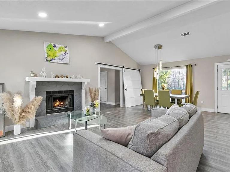 494 Plainville Dr SW — Photo 5