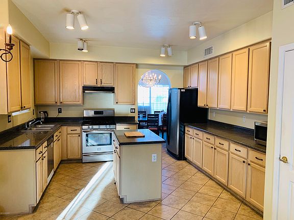 4th image of 3752 W Meadow Briar Dr