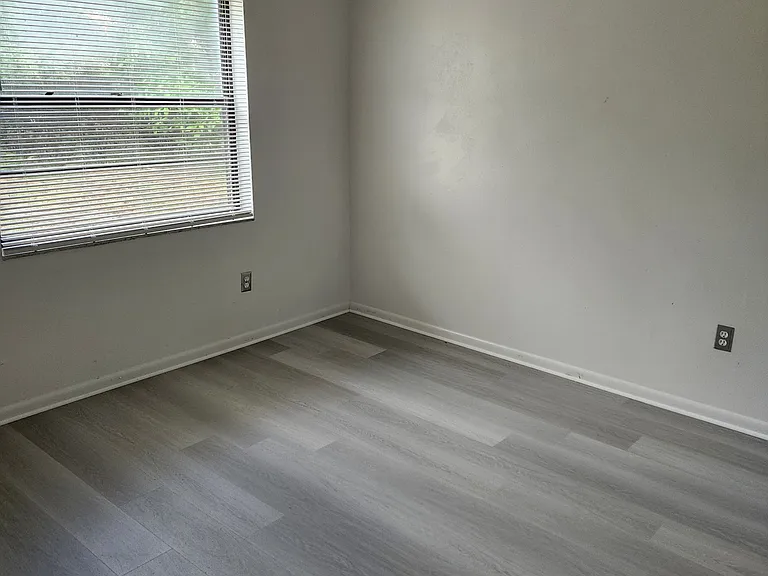 142 Highland St #A — Photo 15