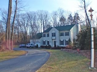 27 Fox Hollow Way, Green Township, NJ 07821