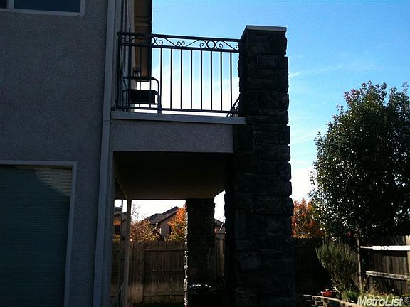 3rd image of 3707 Sylvan Ct