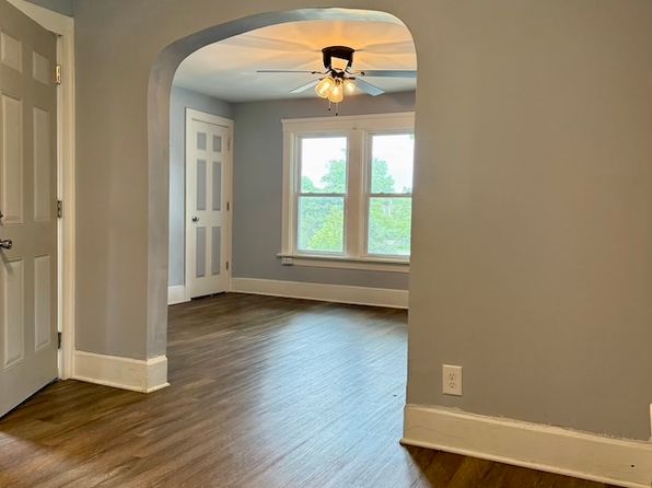 1bd 1ba 700sqft — 1805 State St #1/2