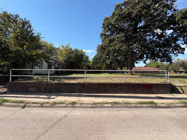 3915 Malcolm X Blvd, Dallas, TX 75215