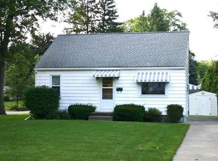 1302 Maguire St, Jackson, MI
