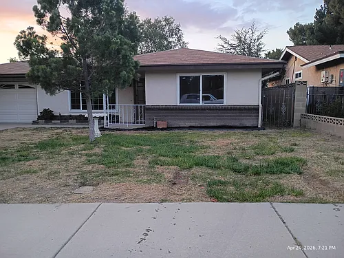 4080 Trevor Ln Photo 1