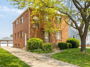 3412 Maplecrest Ave, Parma, OH 44134