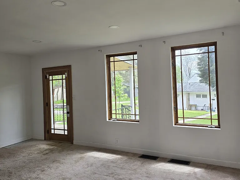 360 Woodruff St #458 — Photo 1