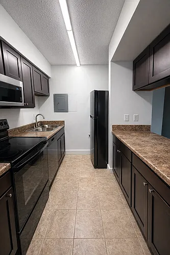 Monroe Park Towers Apartments Photo 1