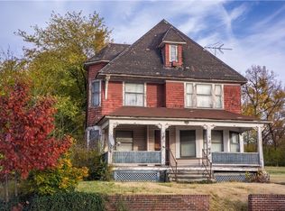 3767 E 71st St, Cleveland, OH 44105