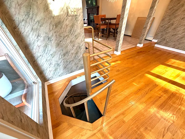 52 Deepdale Dr #1 — Photo 20