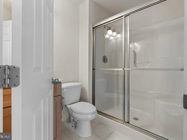 9724 Centennial Meadows Ln — Photo 25