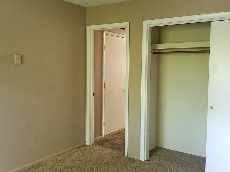 75 Ridgeway St #3 — Photo 9