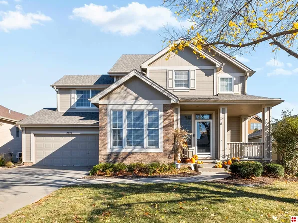 9407 S 27th St, Bellevue, NE 68147