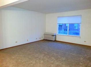 3064 W Grandville Ave APT 112, Waukegan, IL 60085