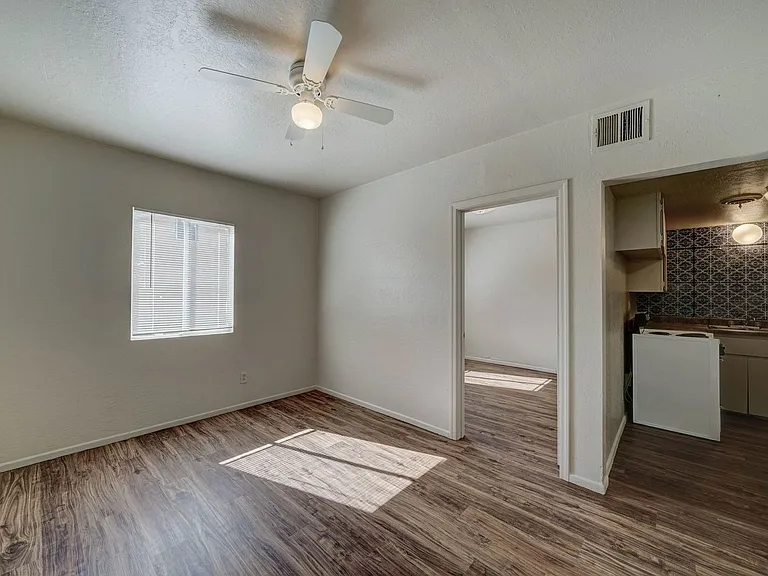 9316 E Balsam Ave #14 — Photo 6