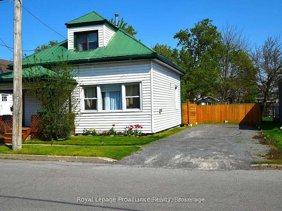 1st image of 17 Meyers St