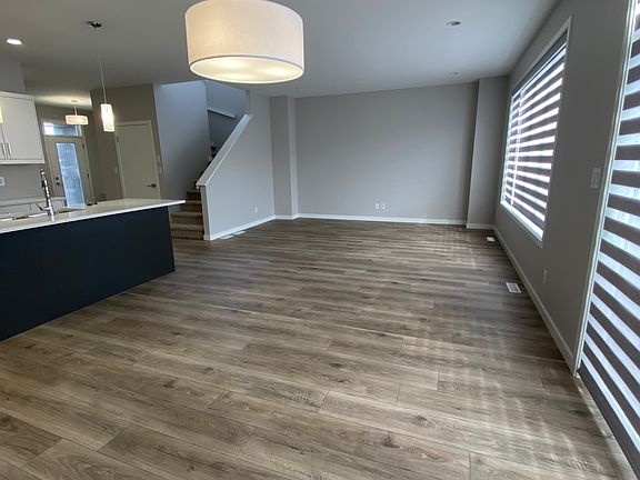 4th image of 61 Twintree Way