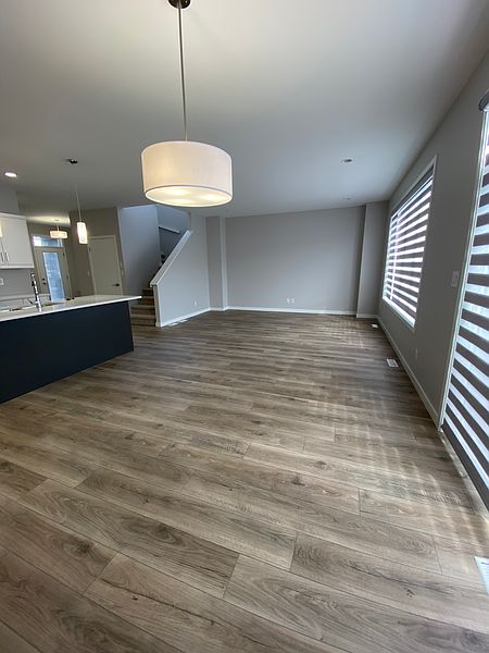 Winnipeg House for rent - 4 Bedrooms — photo 3