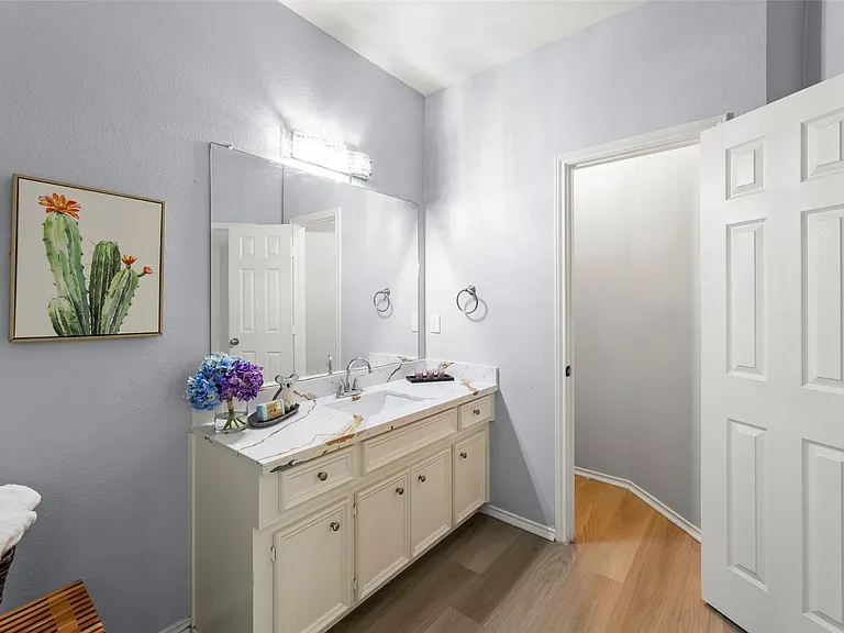 11745 Logan Ridge Dr — Photo 31