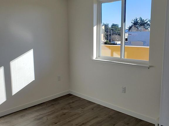 5th image of 1135 17th Ave #2
