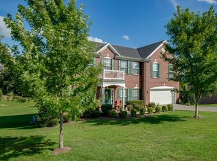 109 Ten Oaks Dr W, Hendersonville, TN 37075