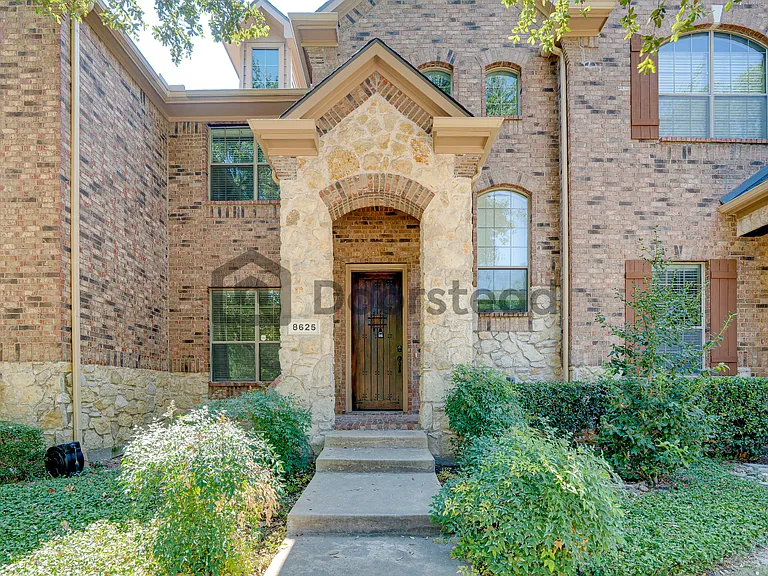 8625 Empire Blvd — Photo 2