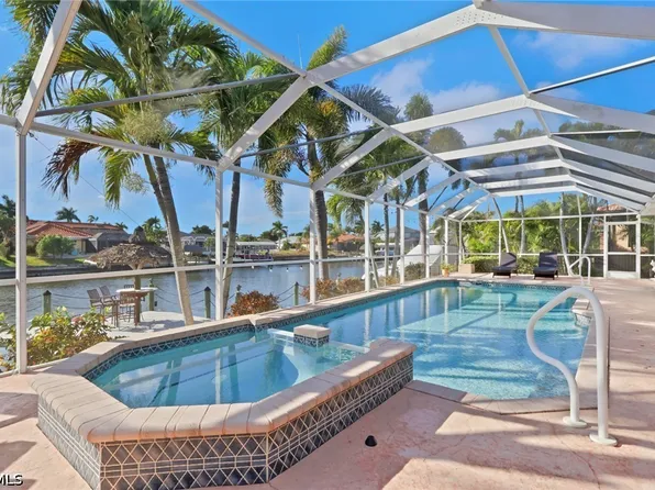 2562 SW 27th Pl, Cape Coral, FL 33914