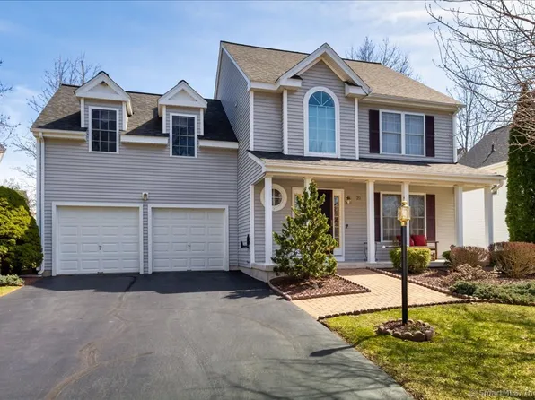 20 Fox Hollow #20, Avon, CT 06001
