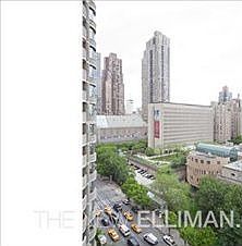 4th image of 61 W 62nd St APT 15H