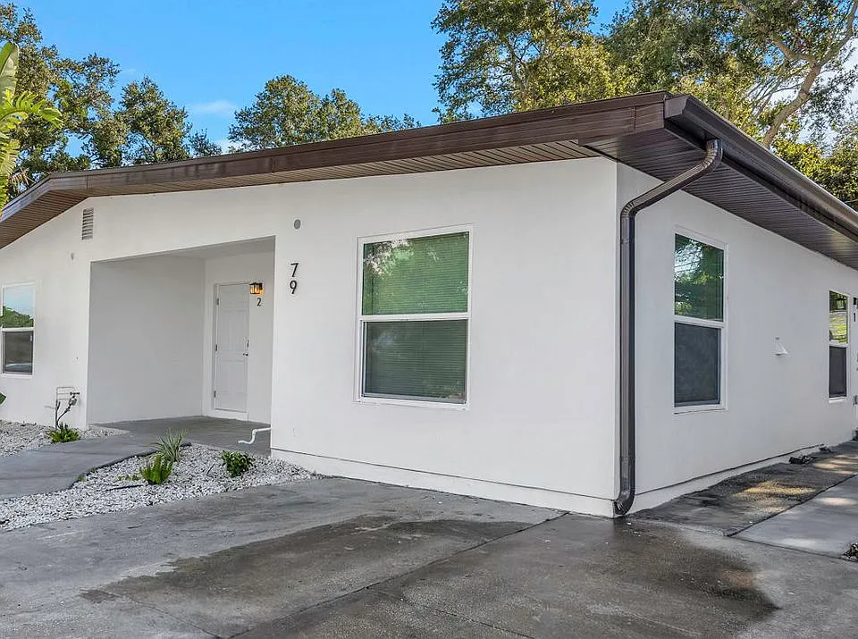79 Patricia Ave