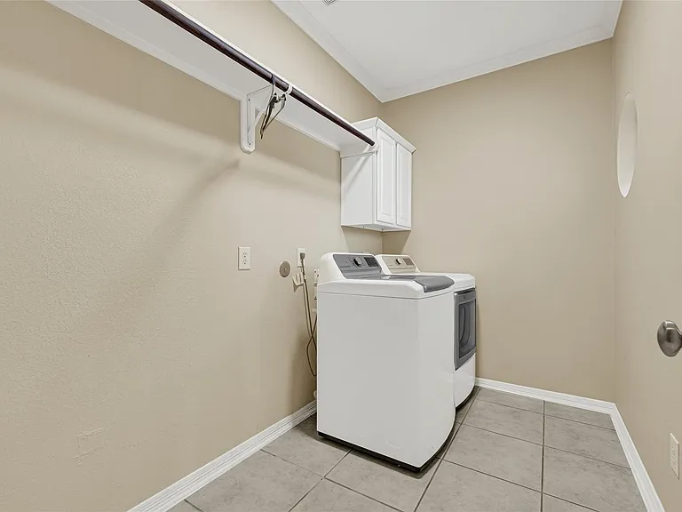 3906 Point Cuero Ct — Photo 15