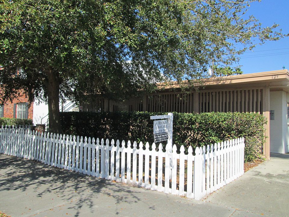 129 E. Davis Blvd.